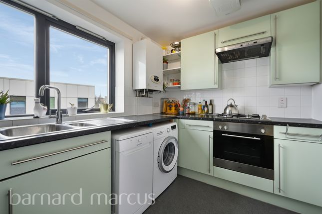 Thumbnail Flat to rent in Coade Court, Stockwell, London