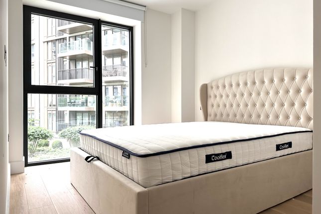 90 Westmont Apartments,, Westmont Apartments, London photo 3