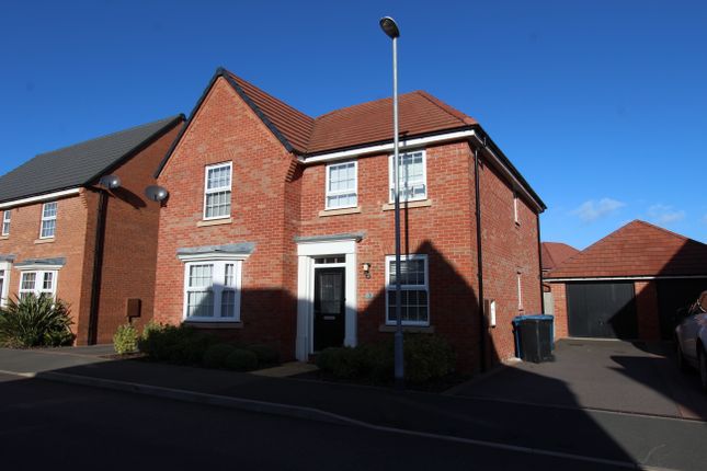 Detached house to rent in Chawton Way, Tamworth