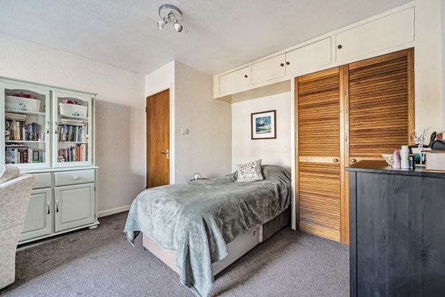 Flat 2, Ellesmere Court, 162, Burnt Ash Hill, Lee photo 3