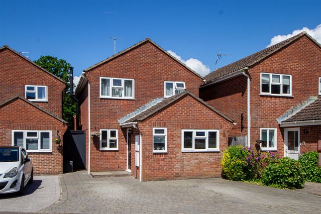 Thumbnail Detached house for sale in Larch Way, Haywards Heath