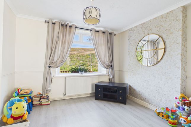 13 Hillside Terrace, Ebbw Vale photo 2