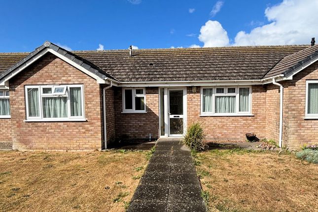 2-bed terraced on 28, Warwick Place, Tywyn, £235,000