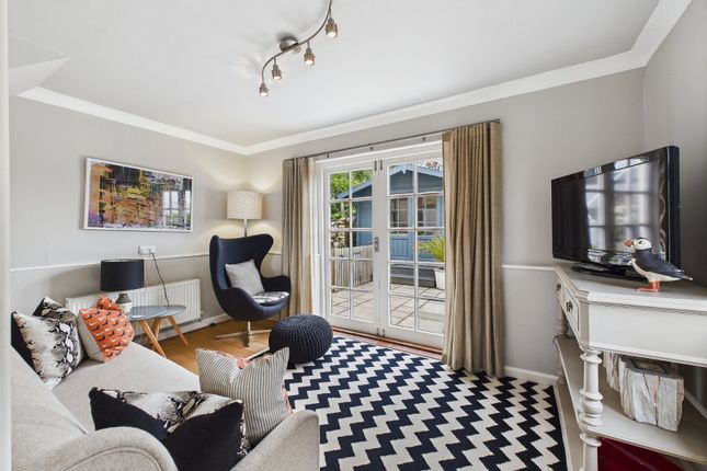 Apt 1 & 2, Chartwood,, Torrs Park, Devon photo 4