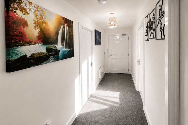 42, Eliot Gardens, Coventry photo 5