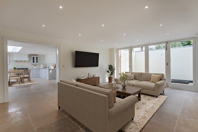 16, Emmanuel Road, Cambridgeshire photo 2