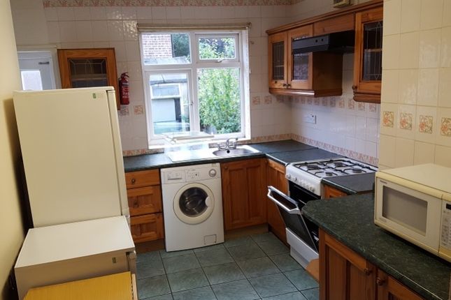 Terraced house to rent in Ridgefield Road, Oxford, Oxfordshire