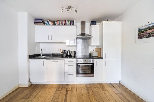 Clayponds Lane, Brentford photo 4
