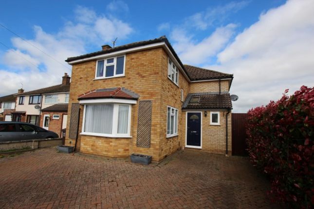Detached house for sale in Benmead Road, Kidlington