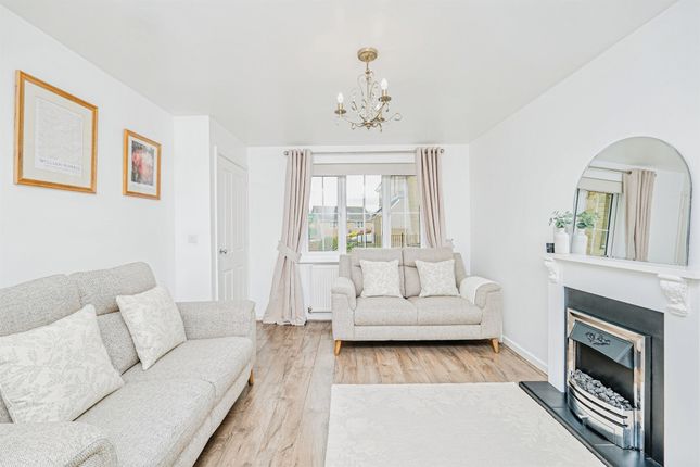 37, Clos Tyn Y Coed, Bridgend photo 5