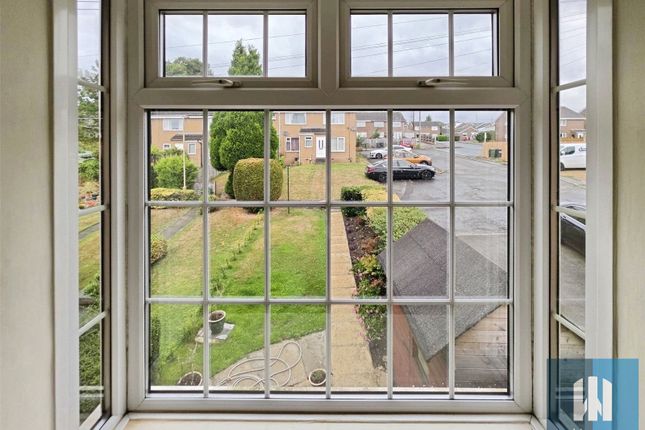 138, Park Lea, Huddersfield photo 4