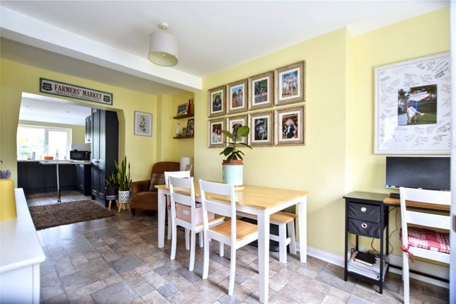 17, Courtfield, Taunton photo 5