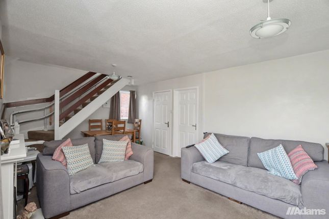 6, Cantley Close, Runcorn photo 3