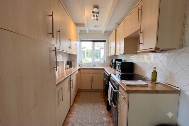 9 Bunting Road, Luton, Bedfordshire photo 4