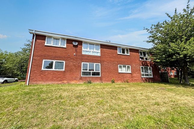 18, West Lea, Blaydon-on-Tyne photo 4