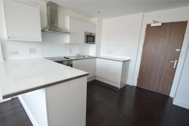 Thumbnail Flat to rent in 29 Wellesley Rd, London