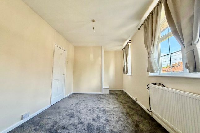 00, Westcott Crescent, Hanwell photo 4