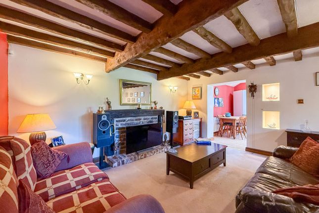 Quarry Cottage, Rightox Road, Holmfirth photo 3