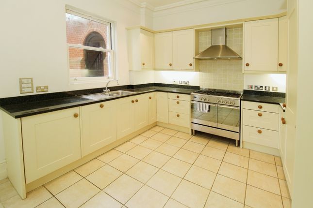 Thumbnail Town house to rent in Bridewell Lane, Bury St. Edmunds
