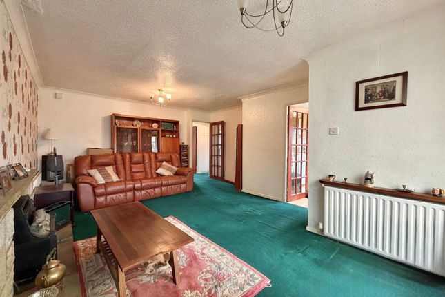 15, Wise Grove, Warwick photo 3