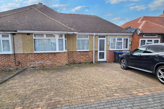 Thumbnail Bungalow to rent in Chaplin Road, Wembley