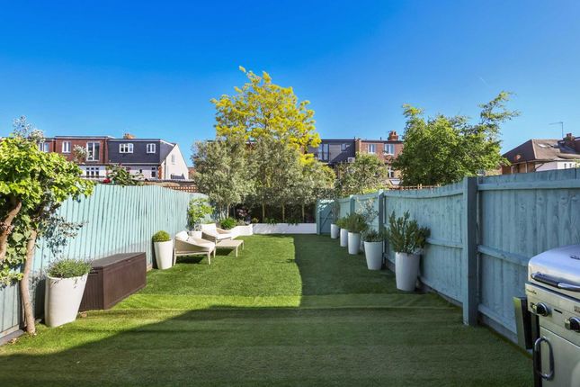 Property for sale in Redwood Grove, London