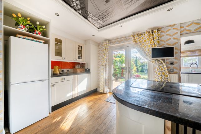 110, Bath Road, Thatcham photo 2
