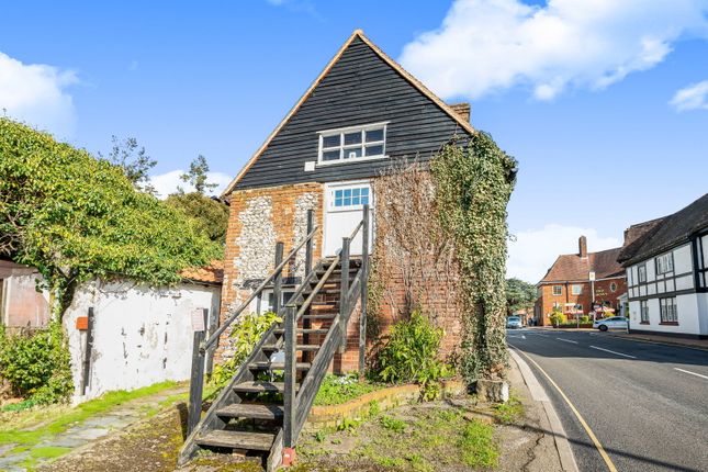 214 Lower Road, Leatherhead photo 2