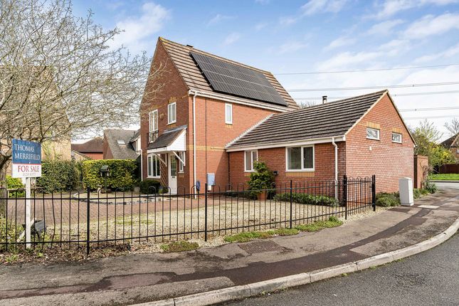 Thumbnail Detached house for sale in Ottery Way, Didcot