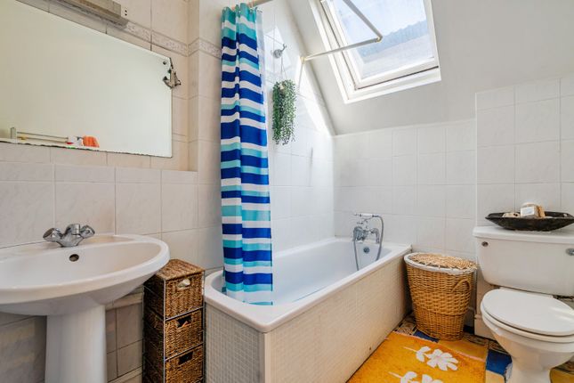 Flat 7, 91, Worple Road, London photo 4