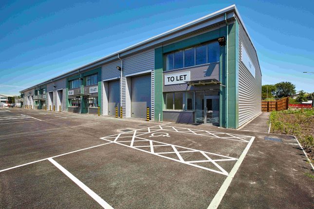 Thumbnail Warehouse to let in Unit 7 Trade City Reading, Sentinel End, Reading