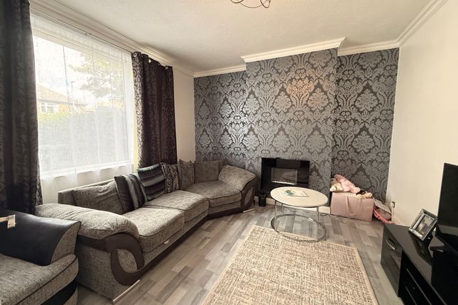 11, McNeil Avenue, Crewe photo 3