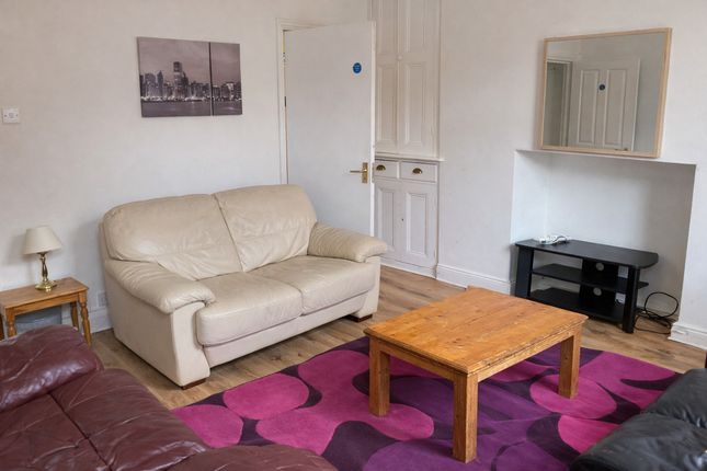 122, Ash Road, Headingley, Leeds photo 2