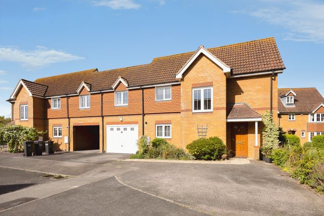 25, Pepper Close, Hayling Island photo 2