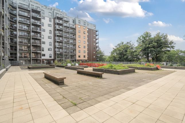 1-bed flat on 53, Seren Park Gardens, Maze Hill, £315,000
