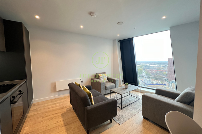 Thumbnail Flat to rent in Axis Tower, 9 Whitworth Street West, Southern Gateway, Manchester