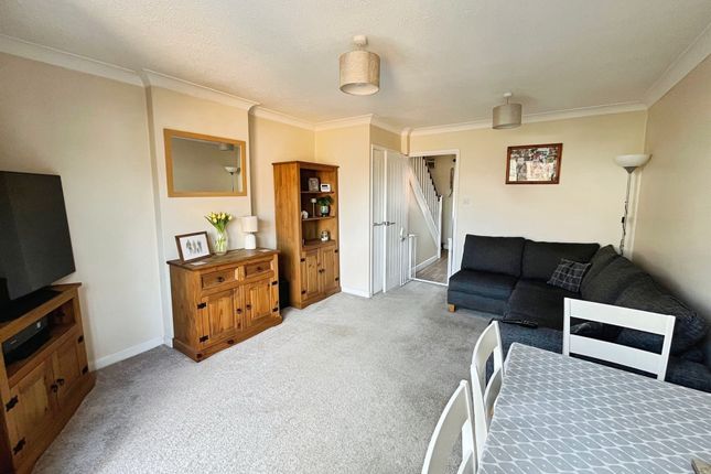 32, Surrey Close, Woodbridge photo 4