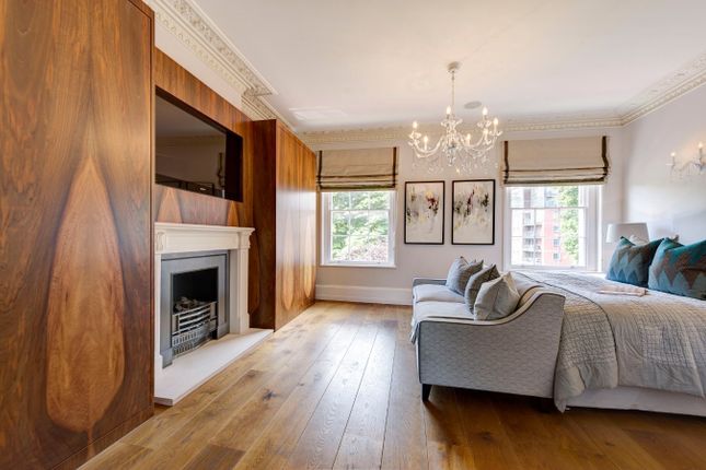 15M, Kent Terrace, Regent's Park, London photo 4