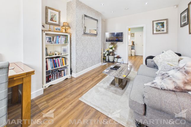 5, Victoria Road, Doncaster photo 2