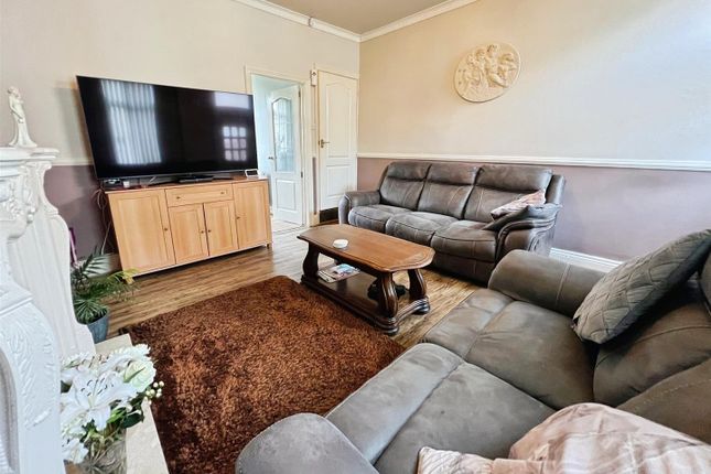 8, Westminster Terrace, Bradford photo 4