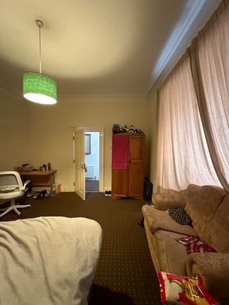 Room 1 in, 7 Worchester Terrace, Sunderland photo 4