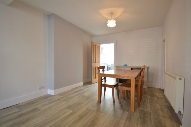 18, Spitalfield Lane, Chichester photo 5