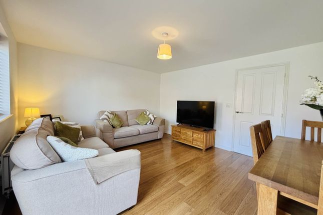 45, Juniper Way, Didcot photo 4
