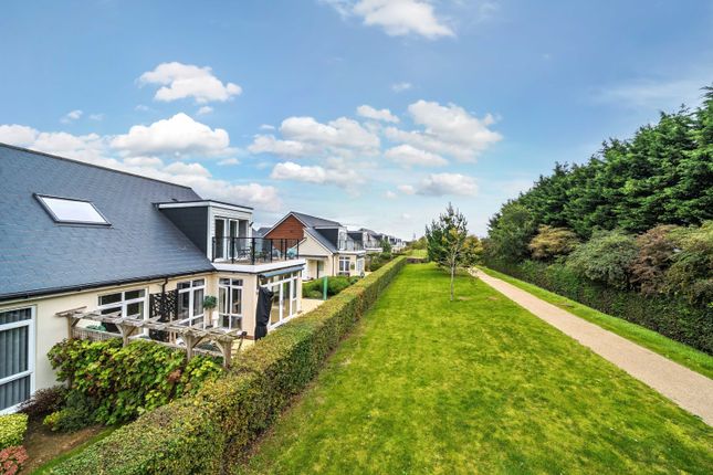 7, Hornbeam Way, Folkestone photo 3