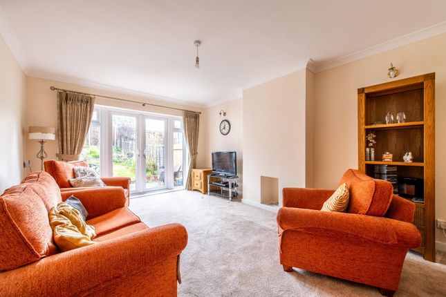 20, Norfield Road, Joydens Wood photo 2