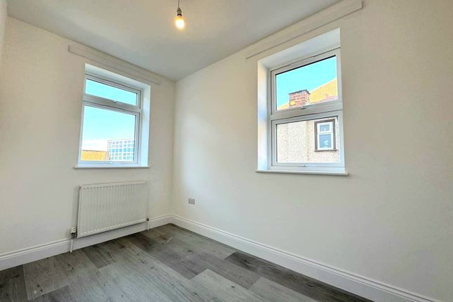 Flat 3, 62, Spencer Road, Harrow photo 5