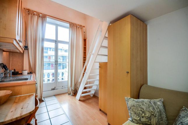 Studio To Rent