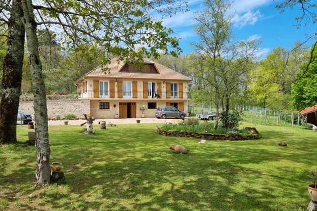 Property for sale in Near Saint Pardoux La Riviere, Dordogne, Nouvelle-Aquitaine