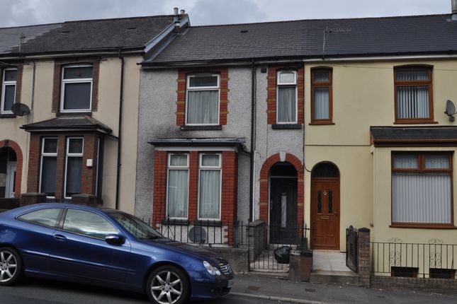 Terraced house for sale in North Road, Ferndale