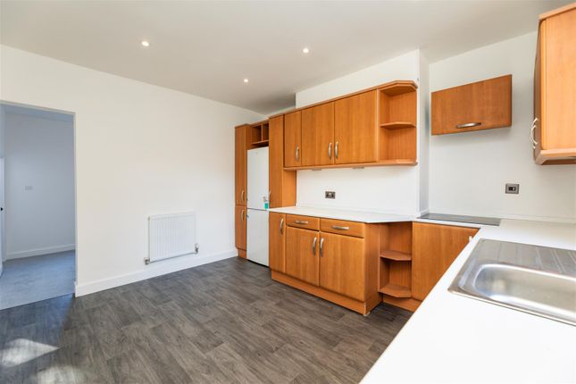 156, Wincobank Avenue, Sheffield photo 4